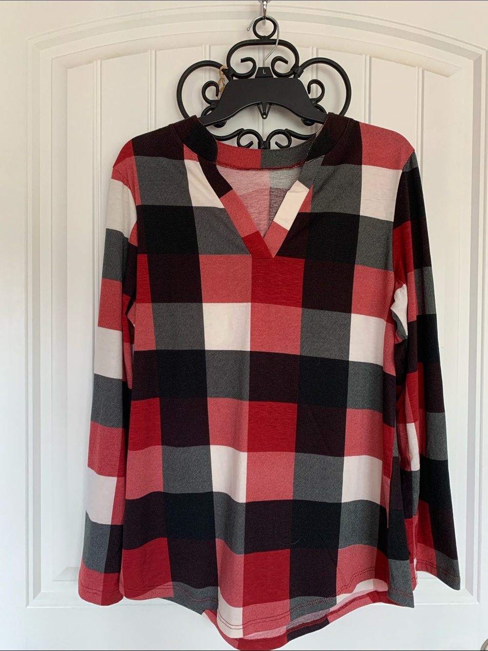 Plaid V-Neck Long Sleeve Top in Red
